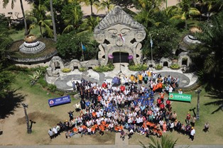 wconf2017 group photo small